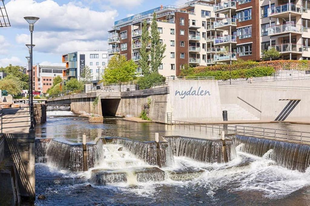 Nydalen/Storo- Ved T-Banestasjon Apartment Oslo Ngoại thất bức ảnh